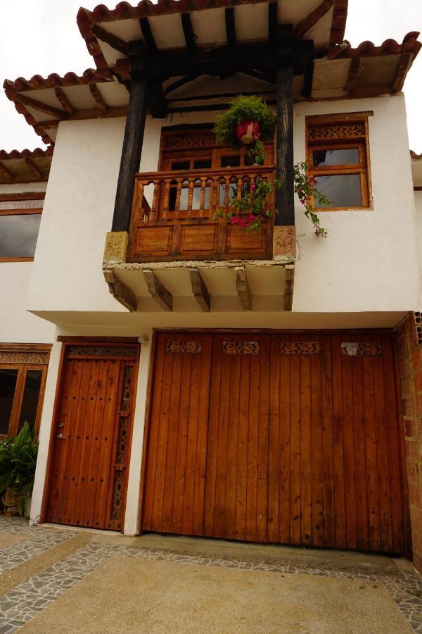 Casa De Huespedes Faletto 莱瓦镇 外观 照片